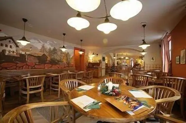 Hotel Pizzeria Belmonte - Yerinde Yemek