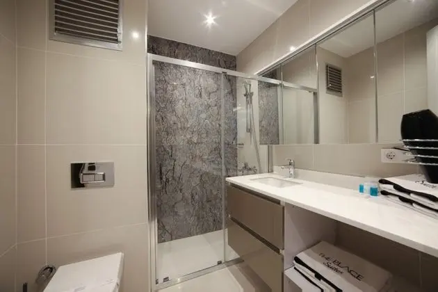 The Place Suites Ataşehir - Banyo Özellikleri