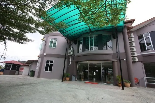PLACE2STAY KENYALANG