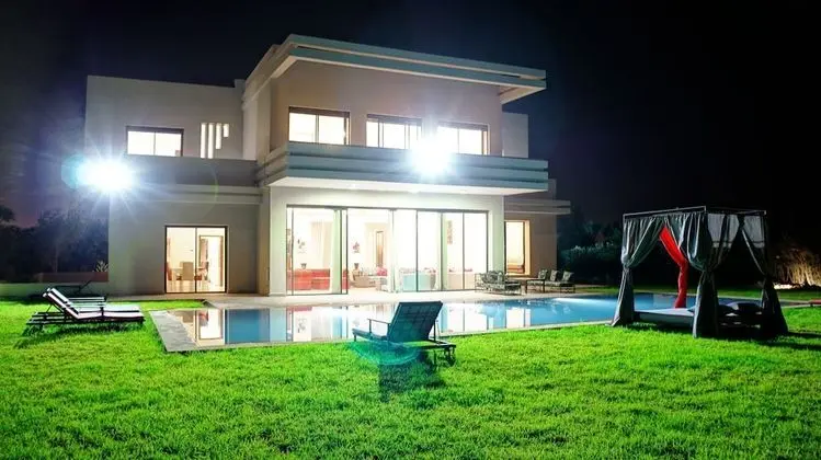 Plage Rouge Luxury Villas