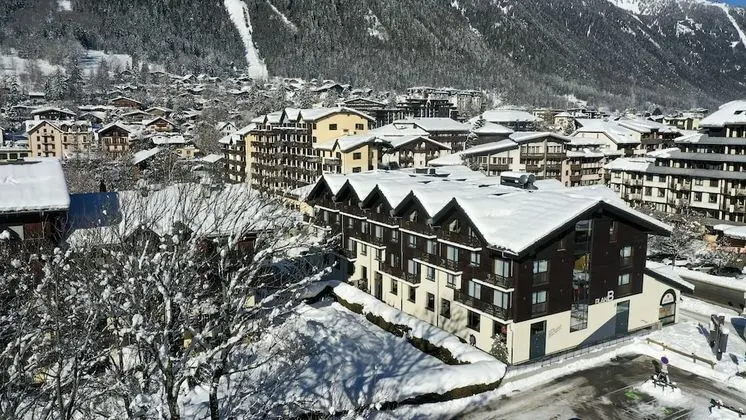 Plan B Hotel - Living Chamonix