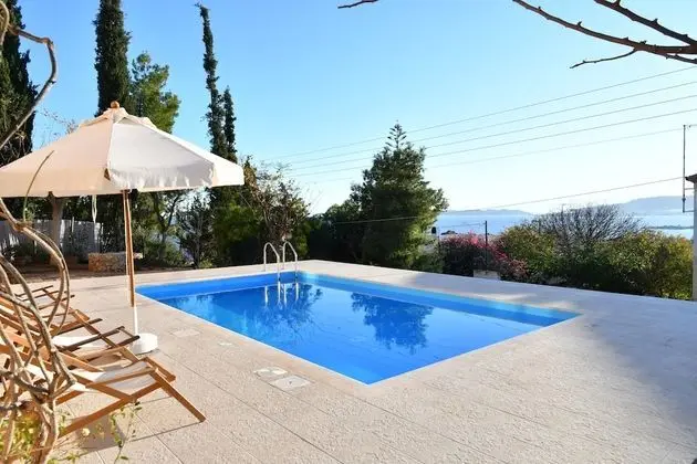 Plane Tree Villa - Havuz