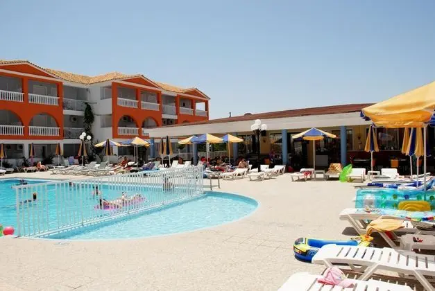Planos Apart Hotel