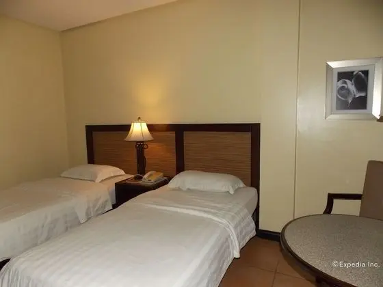Planta Centro Bacolod Hotel & Residences - Oda