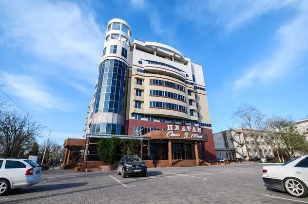 Platan Yuzhniy Hotel