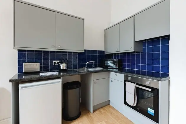 Platform City Studio Apartment - Mutfak