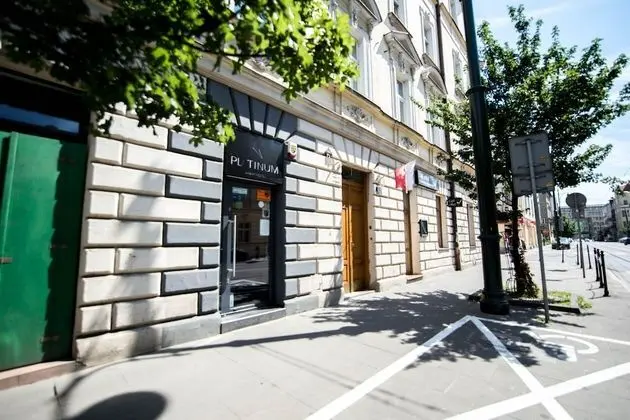 Platinum Aparthotel