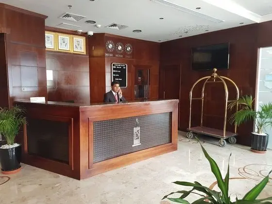 Platinum Hotel Apartment - Lobi