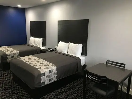 Platinum Inn and Suites - Oda