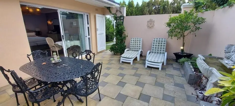 Platinum Suite With Private Terrace For 2 Guests - Roosboom Luxury Apartment