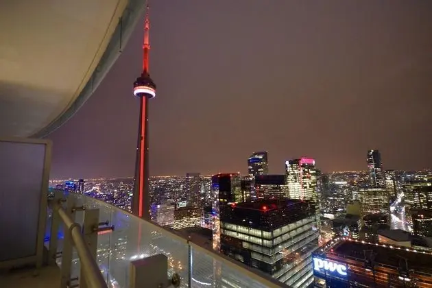 Platinum Suites - Modern Luxury High Rise Condo