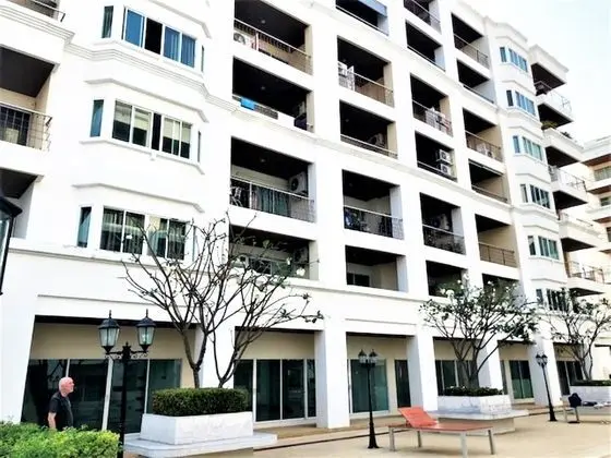 Platinum Suites Studio Condo Jomtien - Dış Mekan