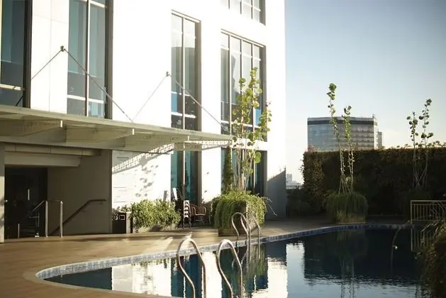 Platinum Hotel Tunjungan Surabaya - Havuz