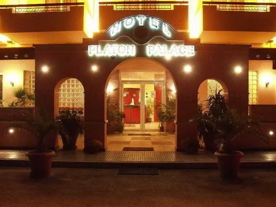 Platon Beach Hotel