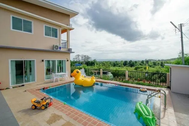 Platoo Pool Villa