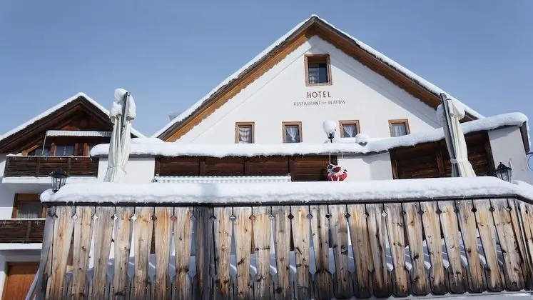 Hotel Plattas - 1