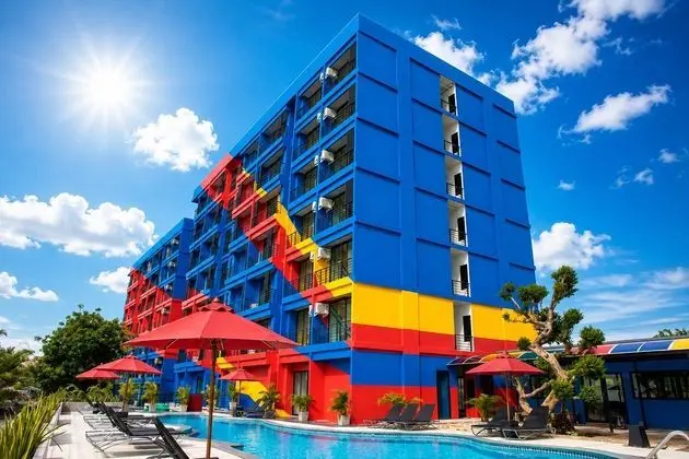 Play Phala Beach Rayong - Havuz