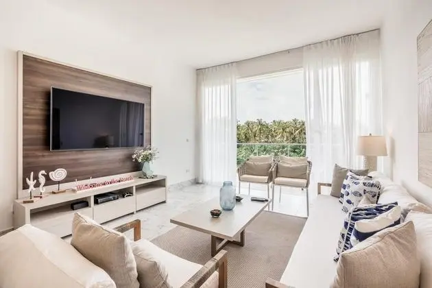 Playa Bonita Penthouse at Lake View - Oda
