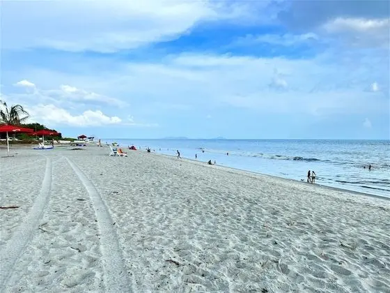 Playa Caracol - 1