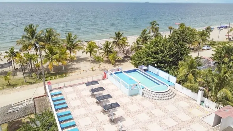 Hotel Playa Divina - Havuz