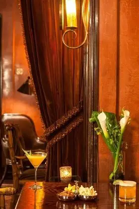 Plaza Athenee - Yeme / İçme