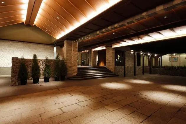 Plaza Awajishima - Lobi