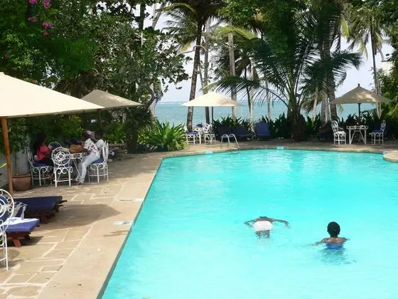 Plaza Beach Hotel - Havuz