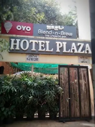 Hotel Plaza - Dış Mekan