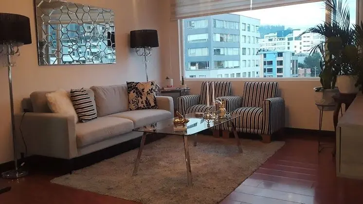 PLAZA FOCH Area - APARTMENTS with Balcony