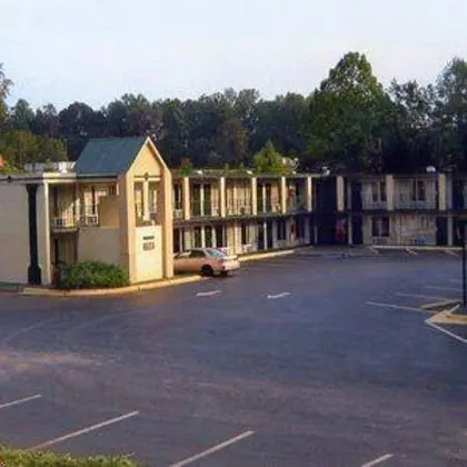 Plaza Inn - Morganton