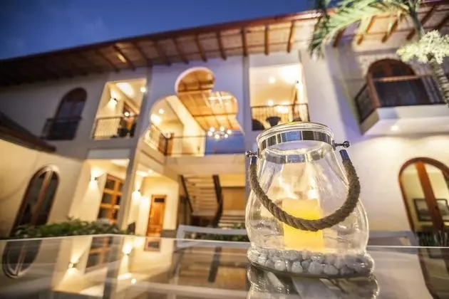 Plaza Marbella Granada Condiminiums - Dış Mekan