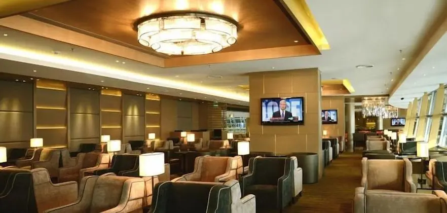 Plaza Premium Lounge KLIA - Wellness Spa - Lobi