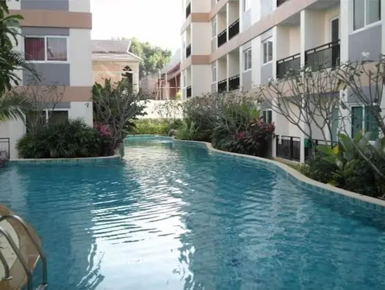 Plaza Residence F6 R62 Residence