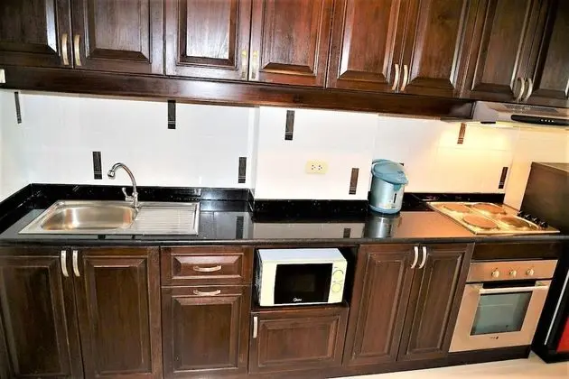 Plaza Residence Jomtien Beach - Large Studio Condo - Mutfak