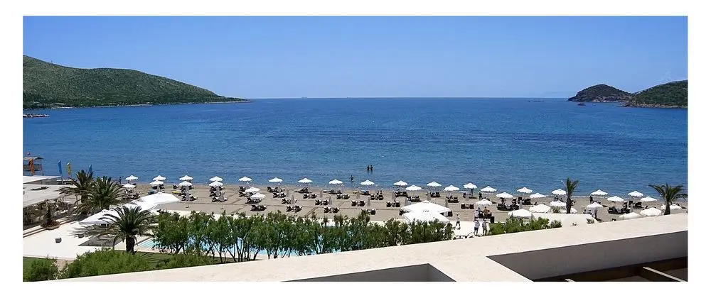 Plaza Resort Hotel