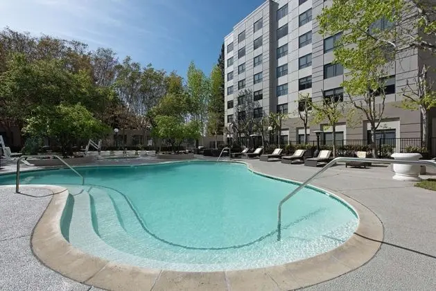 Plaza Suites