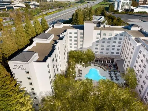 Plaza Suites