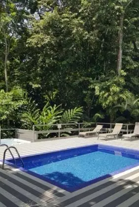 Hotel Plaza Yara - Havuz