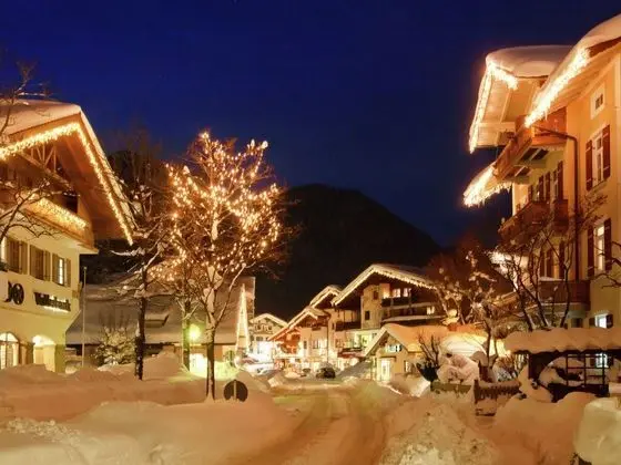 Pleasant Apartment in Ruhpolding With Swimming Pool - Yerinde Yemek