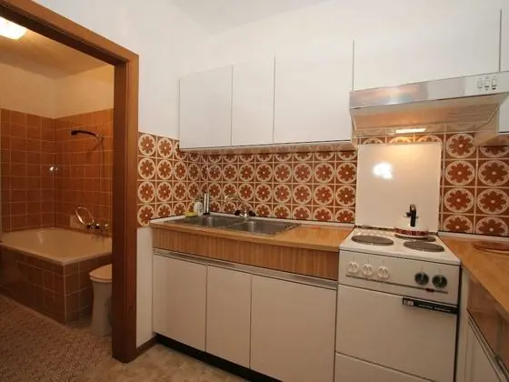 Pleasant Apartment With Sauna, Terrace,garden,darts, Parking - Mutfak