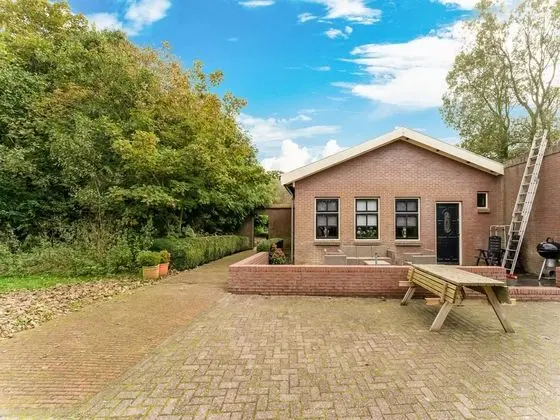 Pleasant Apartment in Sint Maartensbrug With Garden