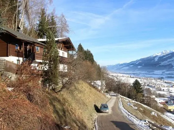 Pleasant Apartment in Stuhlfelden With Terrace - Dış Mekan