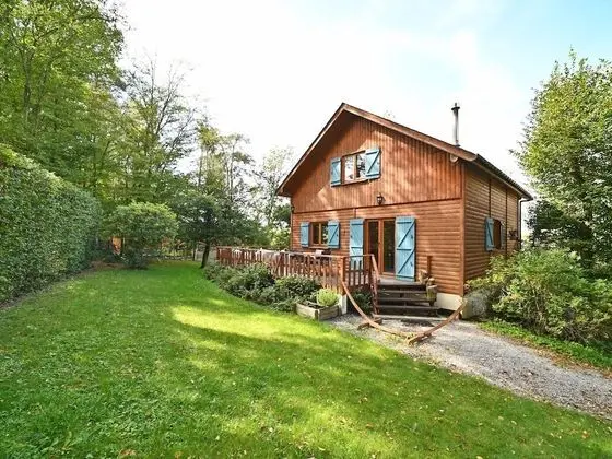 Pleasant Detached Chalet With Sauna Near Durbuy