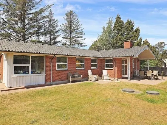 Pleasant Holiday Home in Blavand Jutland With Terrace