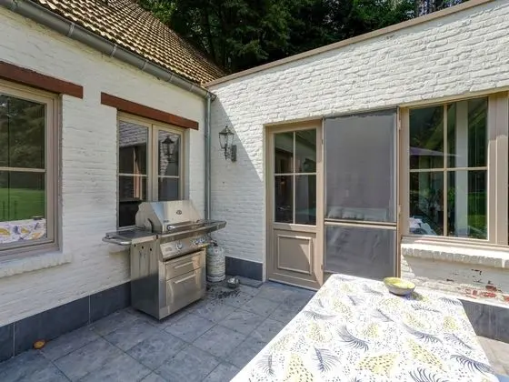 Pleasant Holiday Home in Eindhout With Private Pool - Lobi