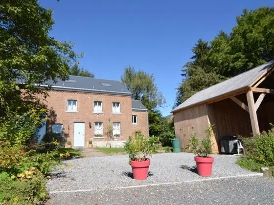 Pleasant Holiday Home With Garden in Ciney - Öne Çıkan Resim