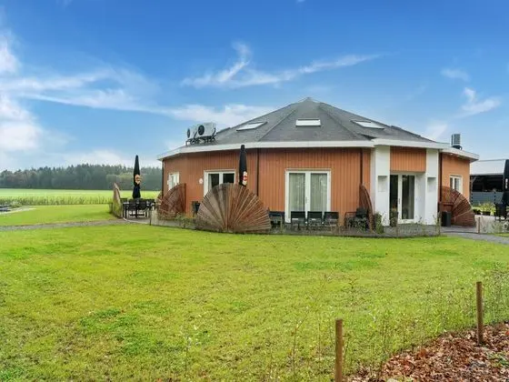 Pleasant Holiday Home in Goirle With Sauna - Dış Mekan