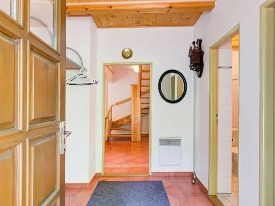Pleasant Holiday Home in Rudnik With Private Garden and Terrace - Lobi