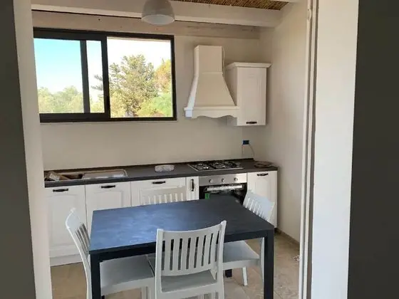 Pleasant Villa in Noto With Veranda - Mutfak