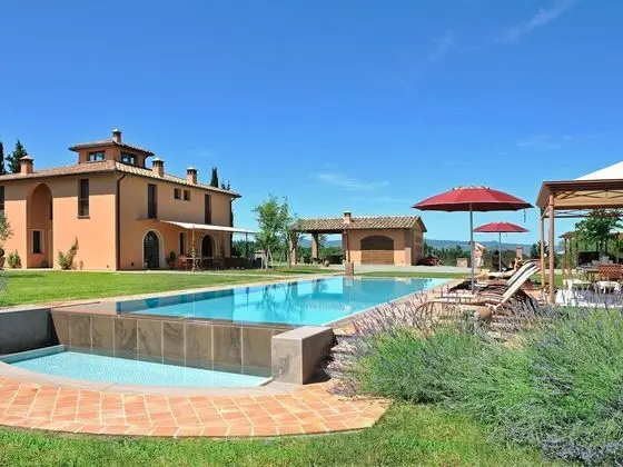 Pleasant Villa in Peccioli With Private Swimming Pool
